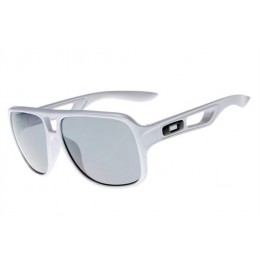 Oakley Dispatch Ii Sunglasses Polished White/Grey Iridium For Sale