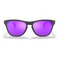 Oakley Frogskins Xs Youth Fit Sunglasses Matte Black Frame Prizm Prizm Violet Lens